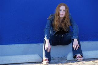 Lauren Ambrose's Feet (198779)