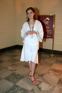 Maria Niklinska's Feet (250501)