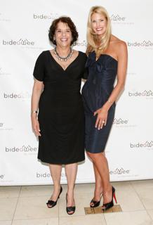 Beth Ostrosky's Feet (280952)