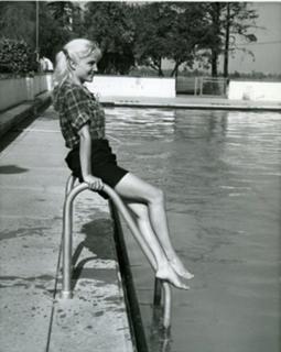 Susan Oliver's Feet (347169)