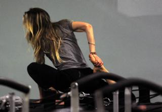 Gillian Zinser's Feet (350803)