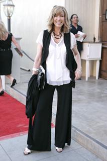 Leeza Gibbons's Feet (358940)