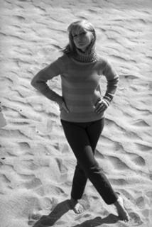 Carol Lynley's Feet (396176)