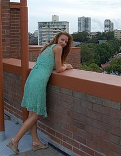 Tabrett Bethell's Feet (426122)
