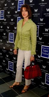 Wendie Malick's Feet (43144)
