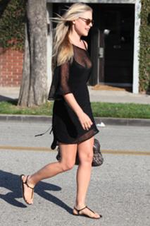 Ali Larter's Feet (452786)