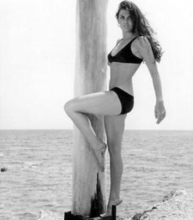 Caroline Munro's Feet (464246)