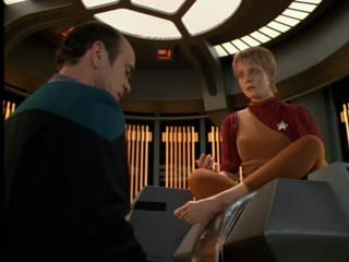 Jennifer Lien's Feet (46629)