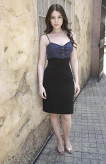 Michelle Trachtenberg's Feet (477412)