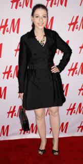 Michelle Trachtenberg's Feet (478086)