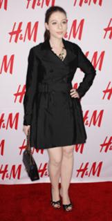 Michelle Trachtenberg's Feet (478088)