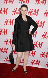Michelle Trachtenberg's Feet (478089)