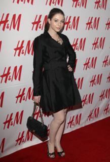Michelle Trachtenberg's Feet (478097)