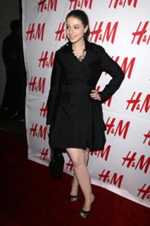 Michelle Trachtenberg's Feet (478102)