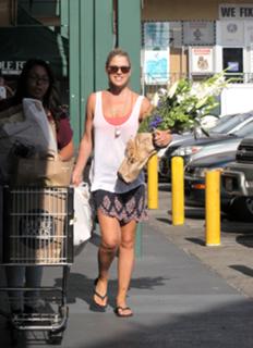 Ali Larter's Feet (478887)