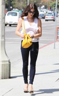 Ashley Greene's Feet (485265)