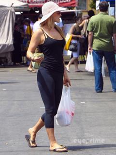 Ali Larter's Feet (487200)