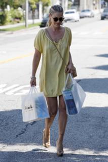 Ali Larter's Feet (489572)