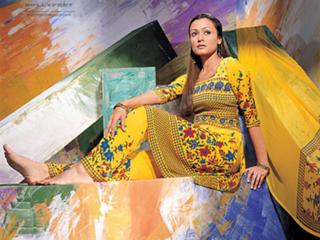 Namrata Shirodkar's Feet (49667)