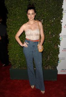 Christine Woods's Feet (510721)