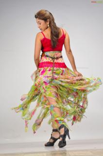 Payal Ghosh's Feet (512071)