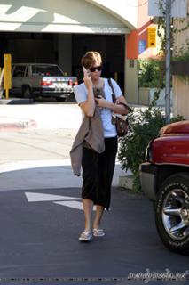 Mandy Moore's Feet (533927)