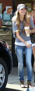Melissa Ordway's Feet (537490)