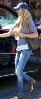 Melissa Ordway's Feet (537494)