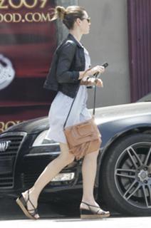 Jessica Biel's Feet (561618)