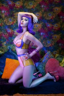 Katy Perry's Feet (562045)