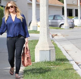 Hilary Duff's Feet (566142)
