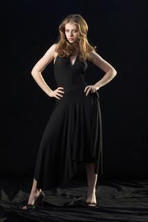 Michelle Trachtenberg's Feet (572808)