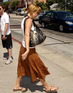 Mandy Moore's Feet (576870)