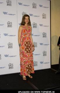 Wendie Malick's Feet (583697)