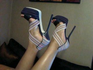 Olivia's Feet (587227)