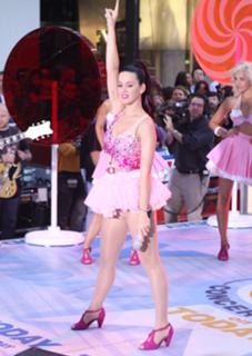 Katy Perry's Feet (589922)