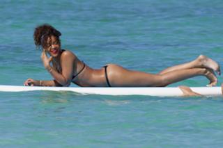 Rihanna's Feet (591979)