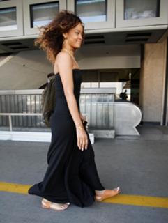 Rihanna's Feet (594360)