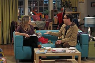 Kaley Cuoco's Feet (595022)