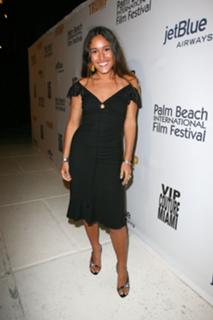 Q'orianka Kilcher's Feet (599230)