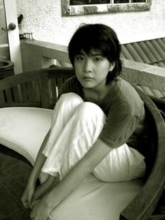 Yûko Takeuchi's Feet (601273)
