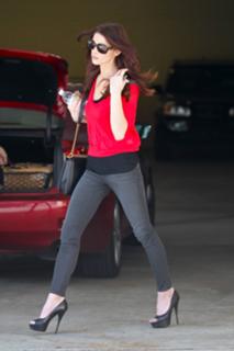 Ashley Greene's Feet (601863)