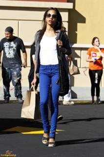 Zoe Saldana's Feet (602666)