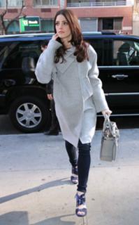 Ashley Greene's Feet (602889)