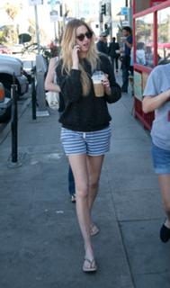 Whitney Port's Feet (605562)