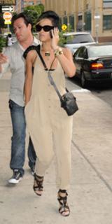 Rihanna's Feet (609542)