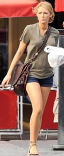 Blake Lively's Feet (610237)