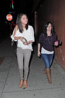 Selena Gomez's Feet (621582)