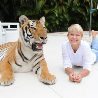 Xuxa Meneghel's Feet (628627)