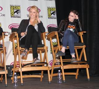Charlize Theron's Feet (637124)